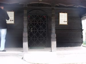 manastirea dintr-un lemn - Valcea