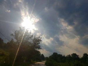 Râureni - Horezu drum după ploaie