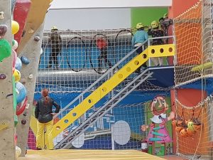 de escalada climb again bucuresti climb again copii azurului